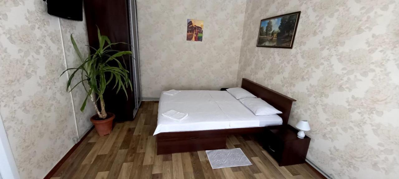 Apartments Ilona Odessa Esterno foto